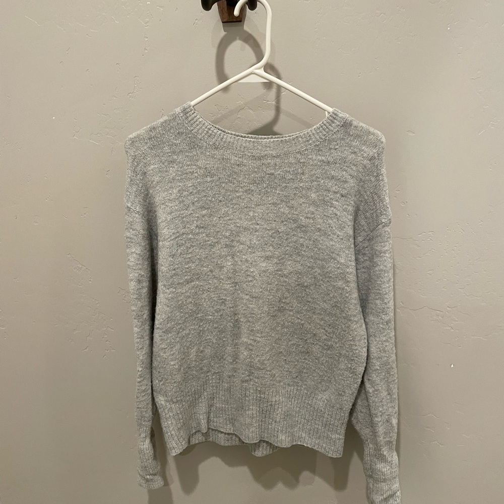 Women’s Small H&M sweater